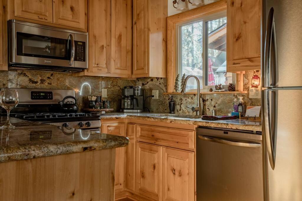 Hot Tub*Kids Room*Family Cabin Big Bear City Exterior foto